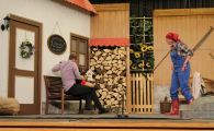 Theater-17-18-45.jpg